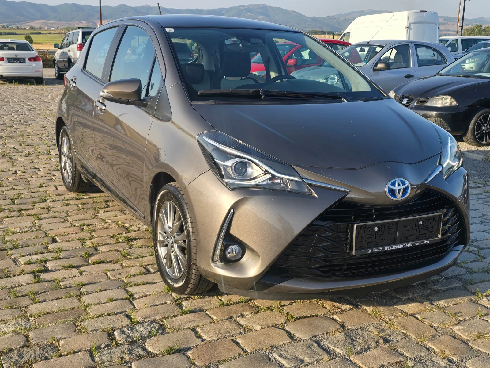 Toyota Yaris 1.5Hybrid 78000км EURO 6B - изображение 3