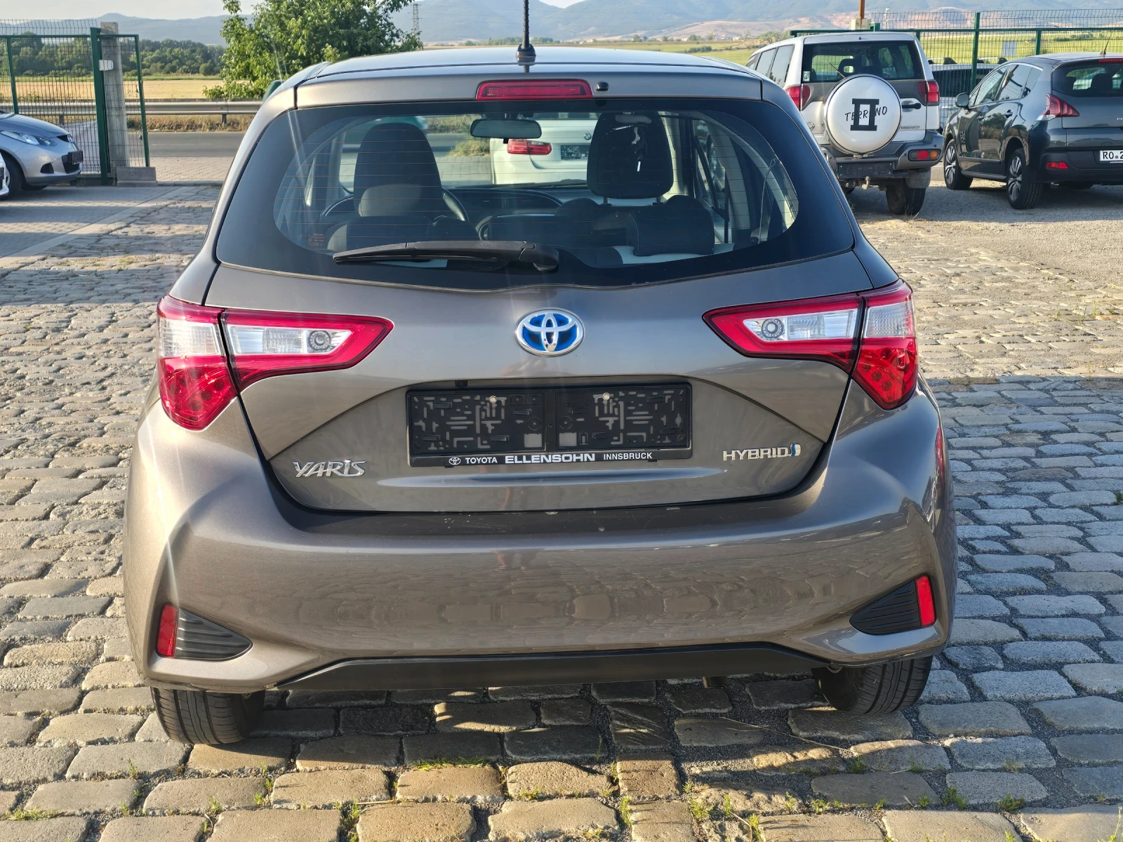 Toyota Yaris 1.5Hybrid 78000км EURO 6B - изображение 7