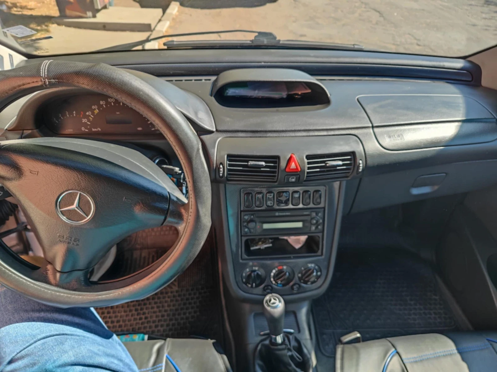 Mercedes-Benz Vaneo 1.7D - изображение 5
