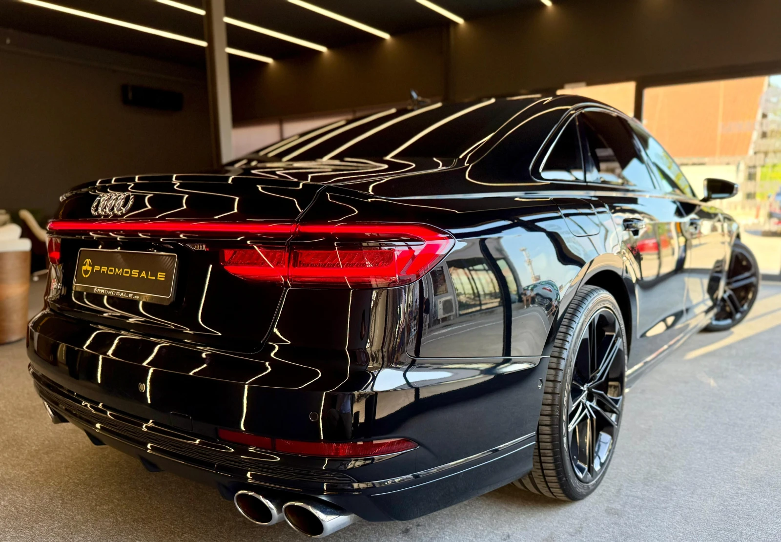 Audi S8 Laser* B&O* Лизинг* V8 Biturbo* Lift System - изображение 6