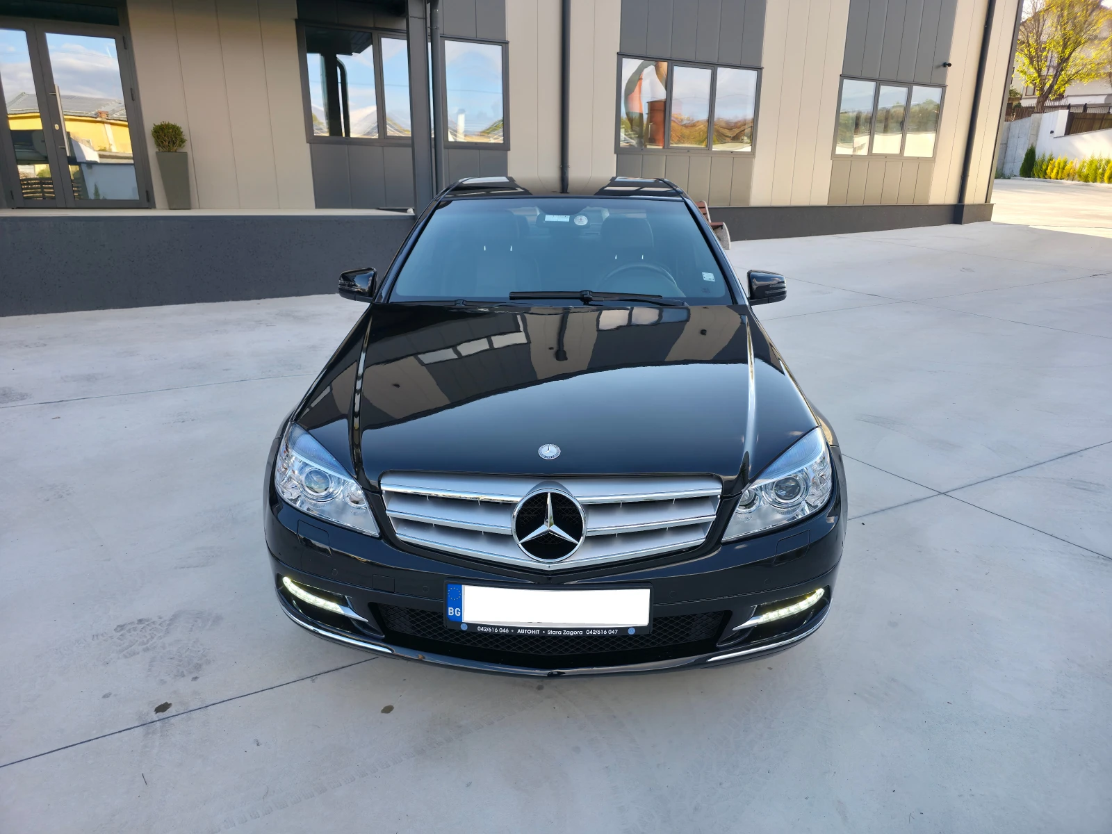 Mercedes-Benz C 350 4MATIK Avangarde - изображение 2