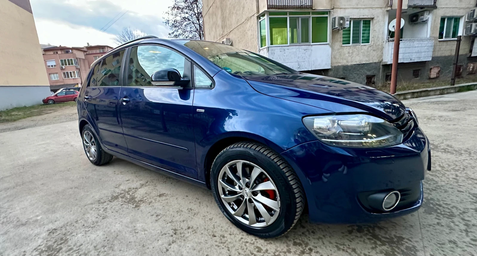 VW Golf Plus 1.6 TDi , Match - изображение 3