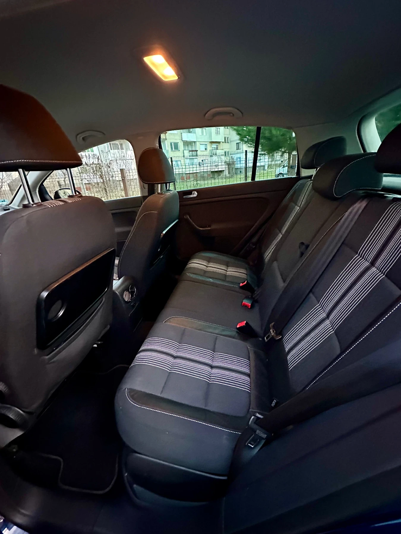 VW Golf Plus 1.6 TDi , Match - изображение 7