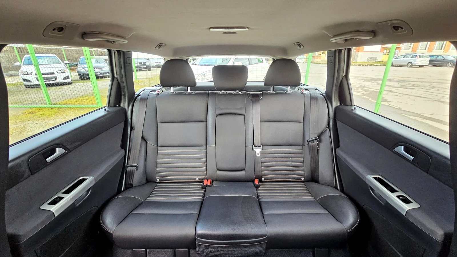 Volvo V50 1.8i/125к./FACELIFT/КОЖА/КЛИМАТРОНИК - изображение 10