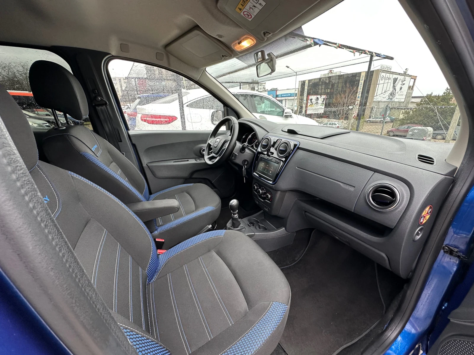 Dacia Lodgy Kombilimousine - изображение 9