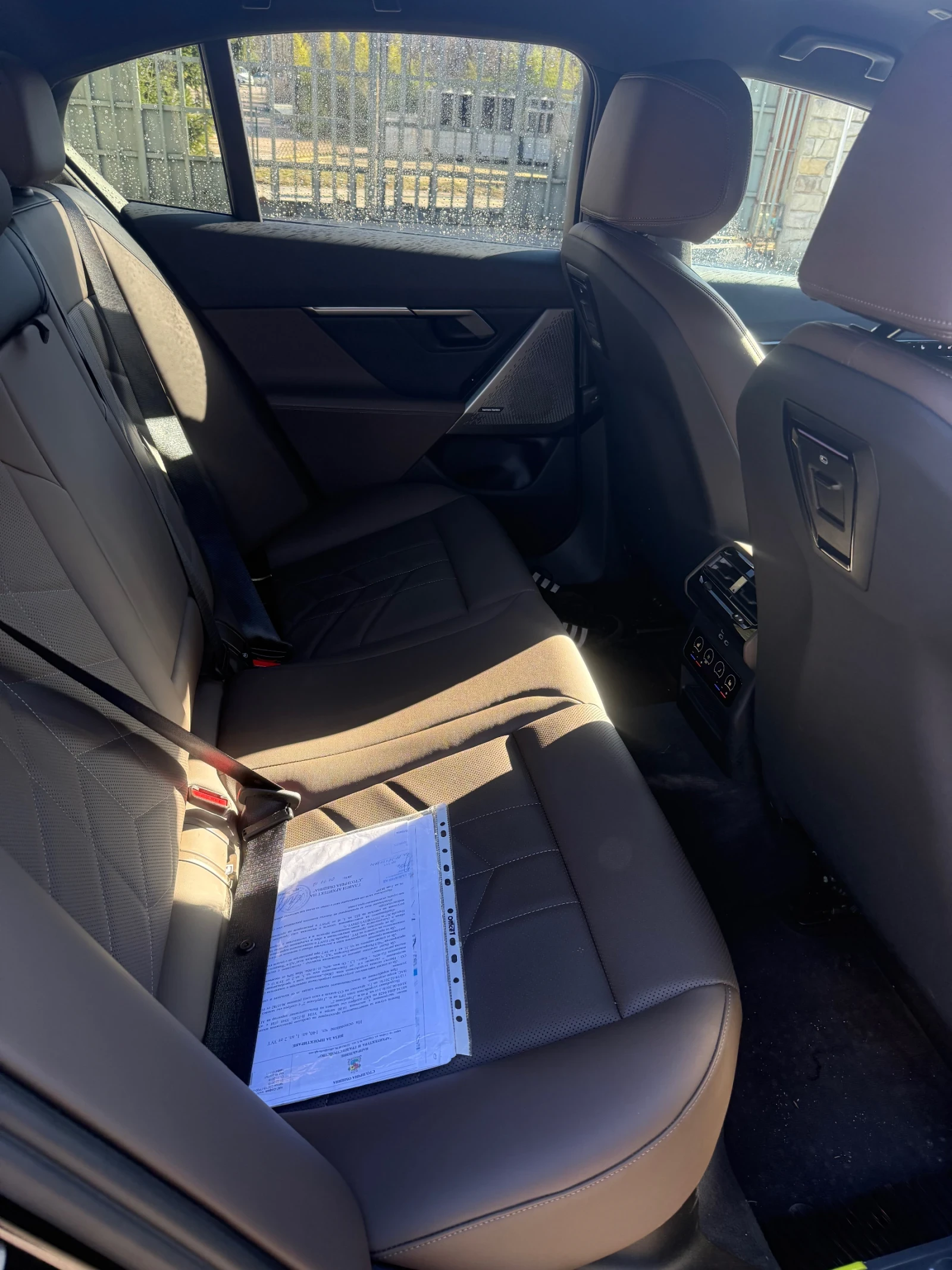 BMW 520 M PAC/Xdrive/Обдухване/Harman Kardon, снимка 6 - Автомобили и джипове - 53760579