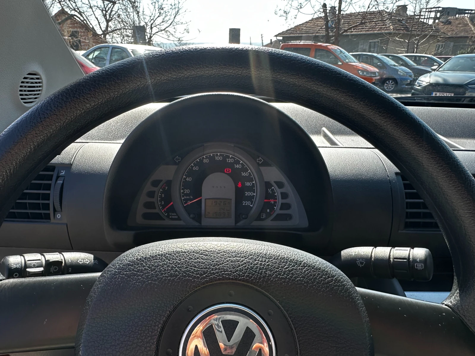 VW Fox 1.4i 75к.с, снимка 13 - Автомобили и джипове - 53818120