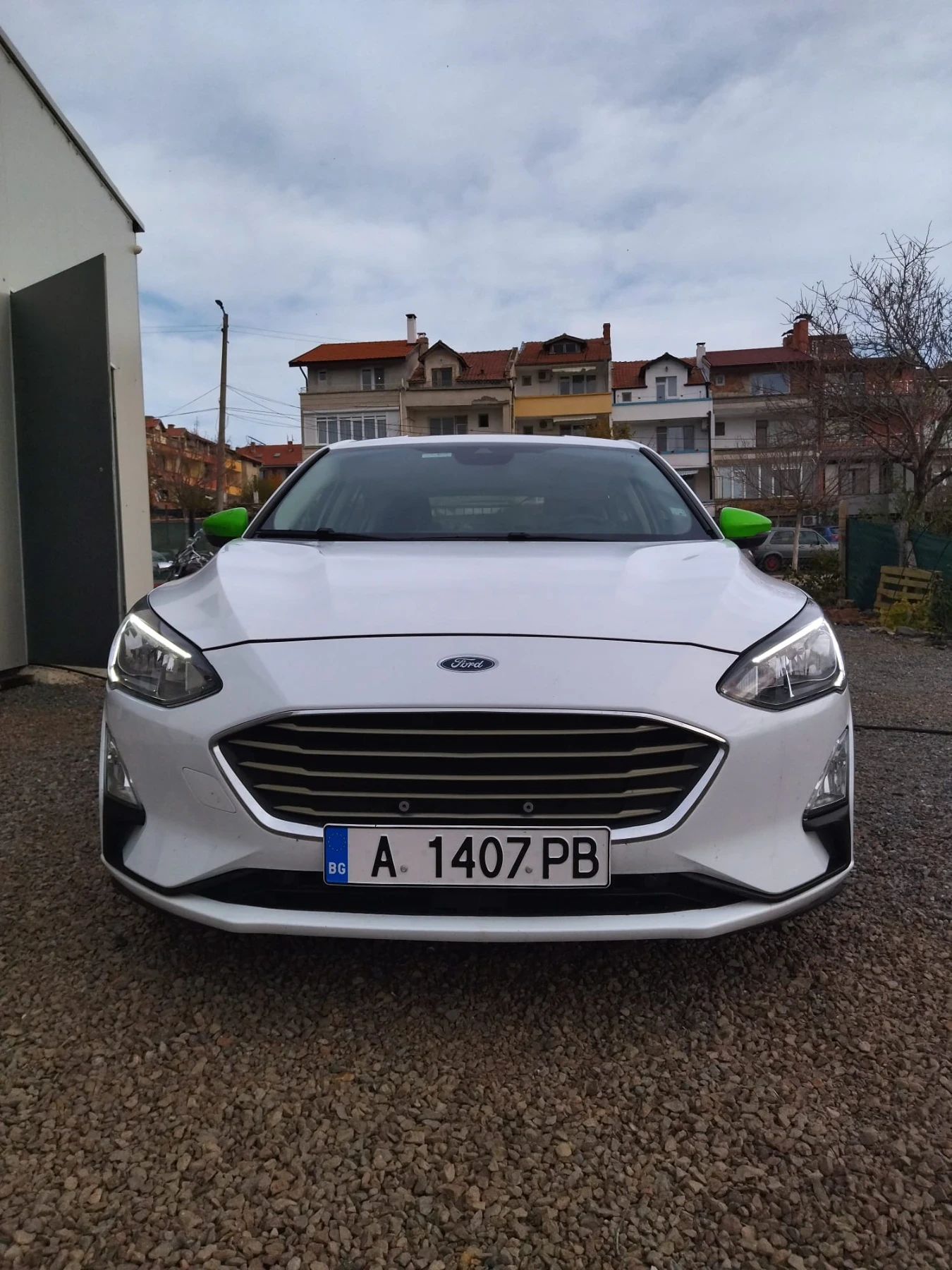 Ford Focus 1.5TDCI Automatic, снимка 4 - Автомобили и джипове - 53817109