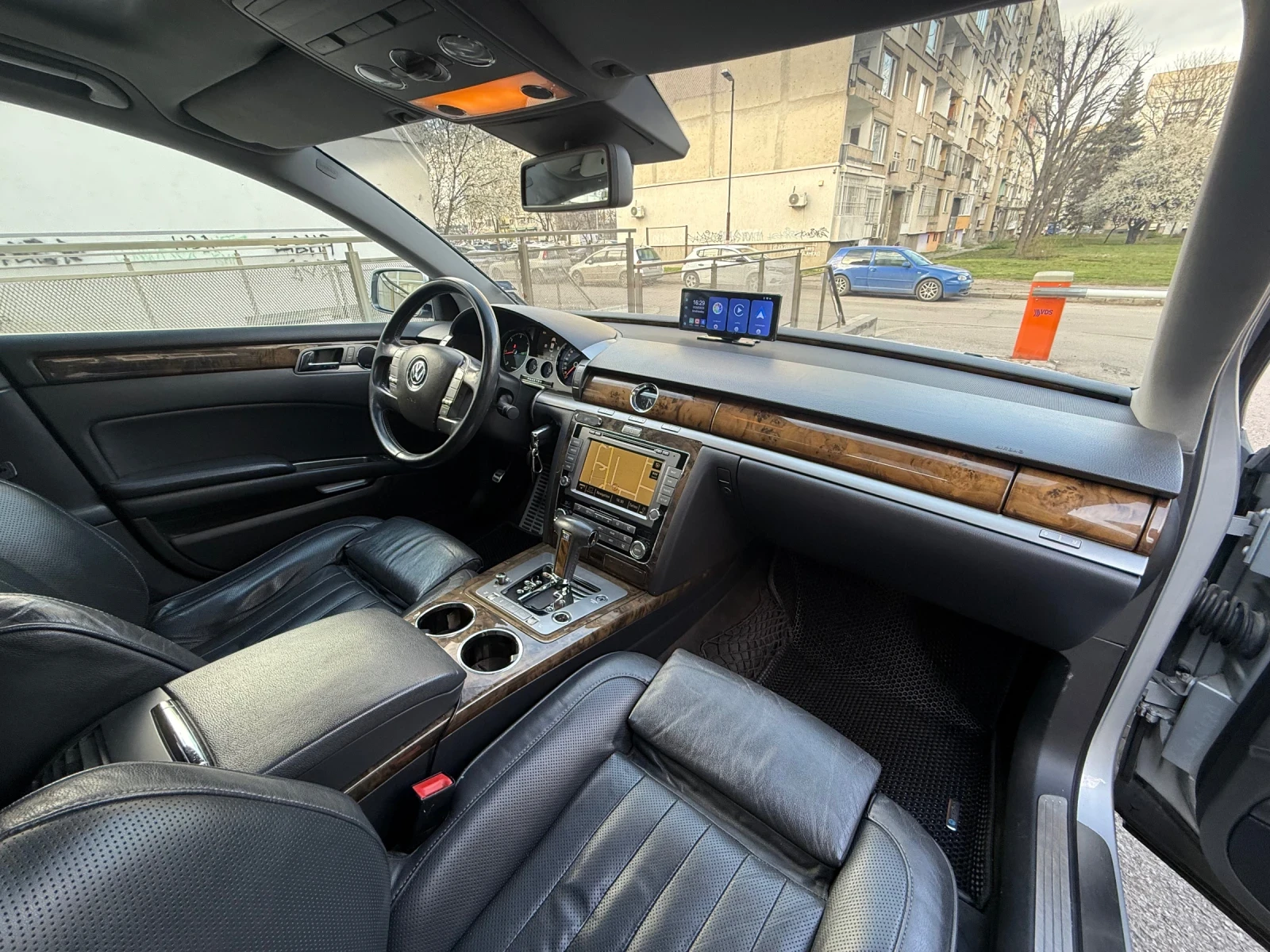 VW Phaeton 3.0 TDI 4 Motion Distronic, снимка 10 - Автомобили и джипове - 53996690