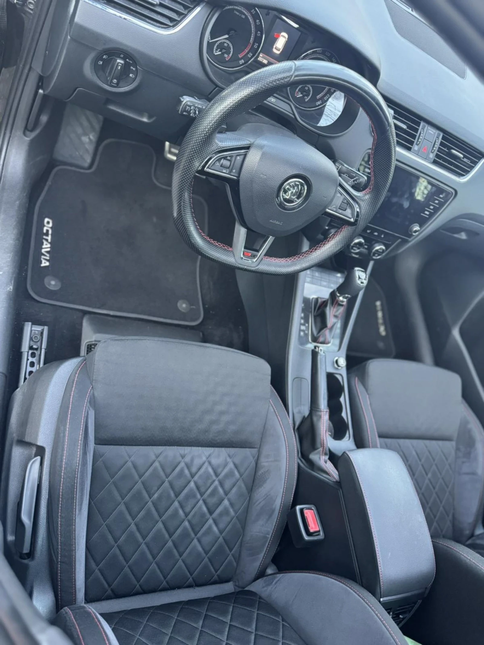 Skoda Octavia VRS, снимка 7 - Автомобили и джипове - 54103800