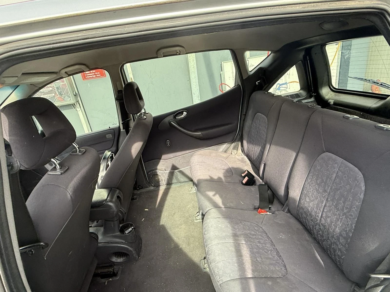 Mercedes-Benz A 170 1.7 CDI, снимка 15 - Автомобили и джипове - 54179785