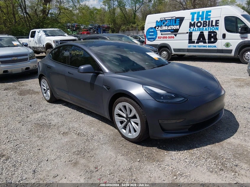 Tesla Model 3 Rear-Wheel Drive
