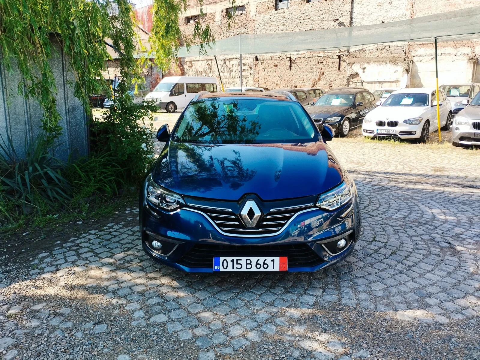 Renault Megane 1.5dci AUTOMATIC , снимка 3 - Автомобили и джипове - 54704518