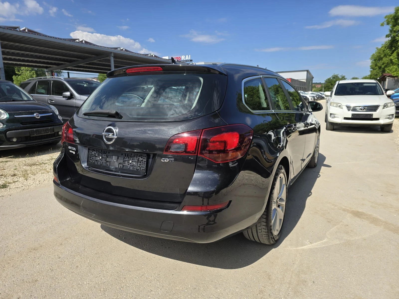 Opel Astra SPORT TOURER 1.7cdti 125к.с , снимка 4 - Автомобили и джипове - 54915435