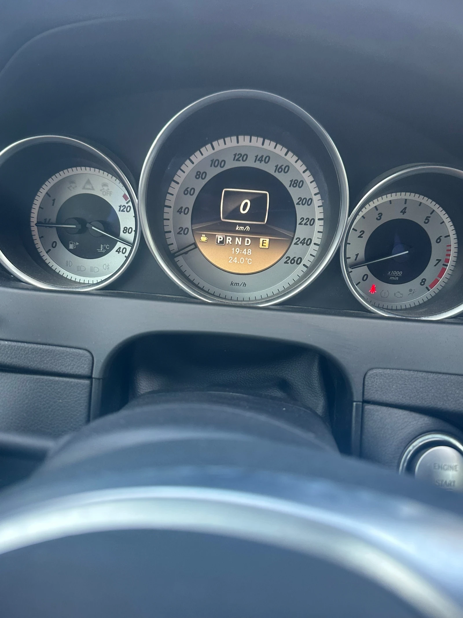 Mercedes-Benz C 350 4 MATIC, снимка 14 - Автомобили и джипове - 55002609