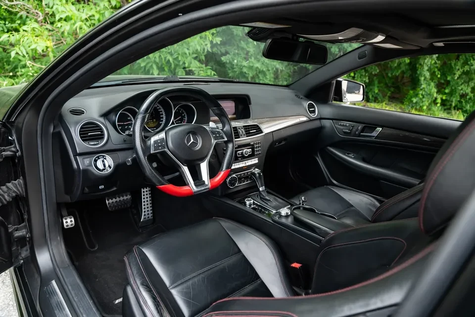 Mercedes-Benz C 63 AMG  BLACK SERIES KIT | ФИКСИРАНА ЦЕНА | CLEAN CARFAX , снимка 8 - Автомобили и джипове - 55225863