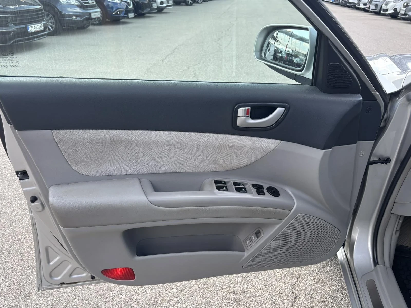 Hyundai Sonata 3.3i ВСИЧКИ ЕКСТРИ, снимка 15 - Автомобили и джипове - 55629440