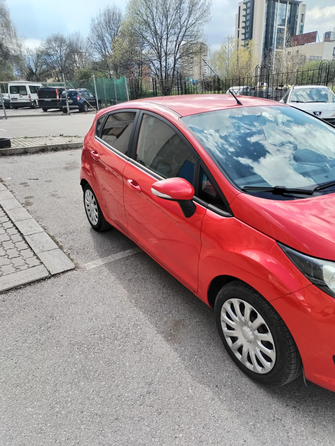 Ford Fiesta 1.25 бензин., снимка 5 - Автомобили и джипове - 55660422