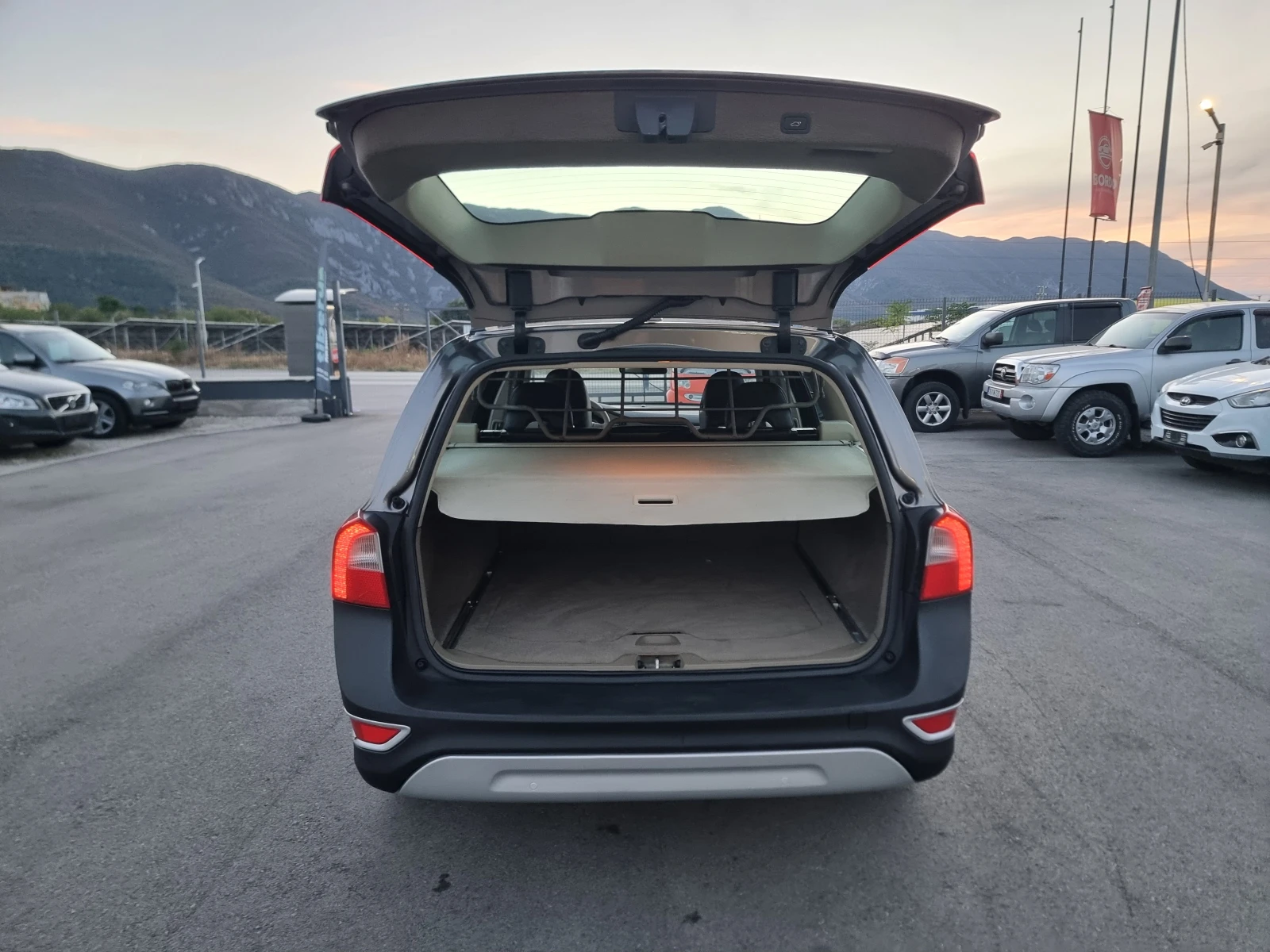 Volvo V70 2.4 D5 CROSS | Mobile.bg � ����������� 13