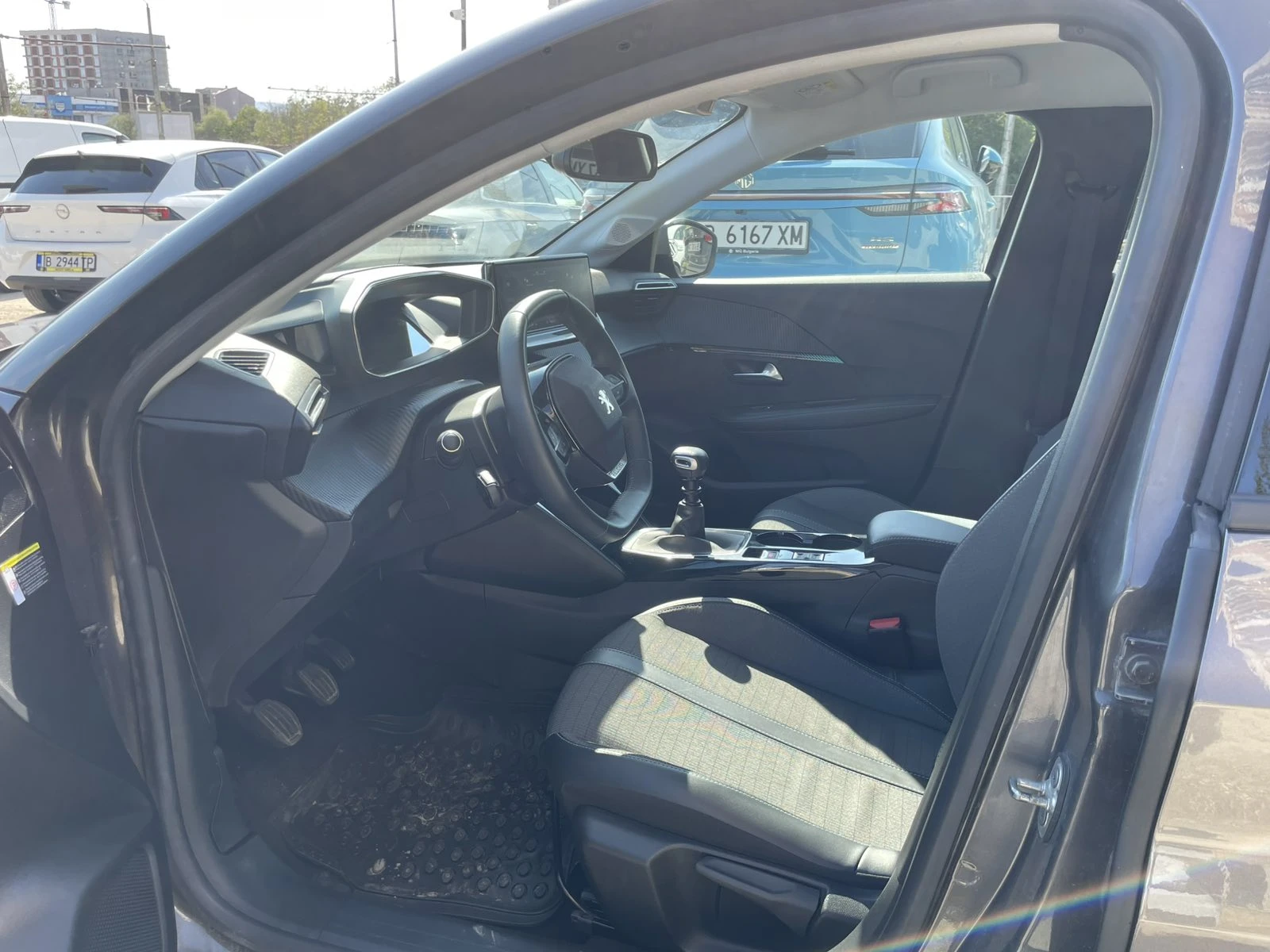 Peugeot 208 GT 1.2 PURETECH | Mobile.bg � ����������� 5