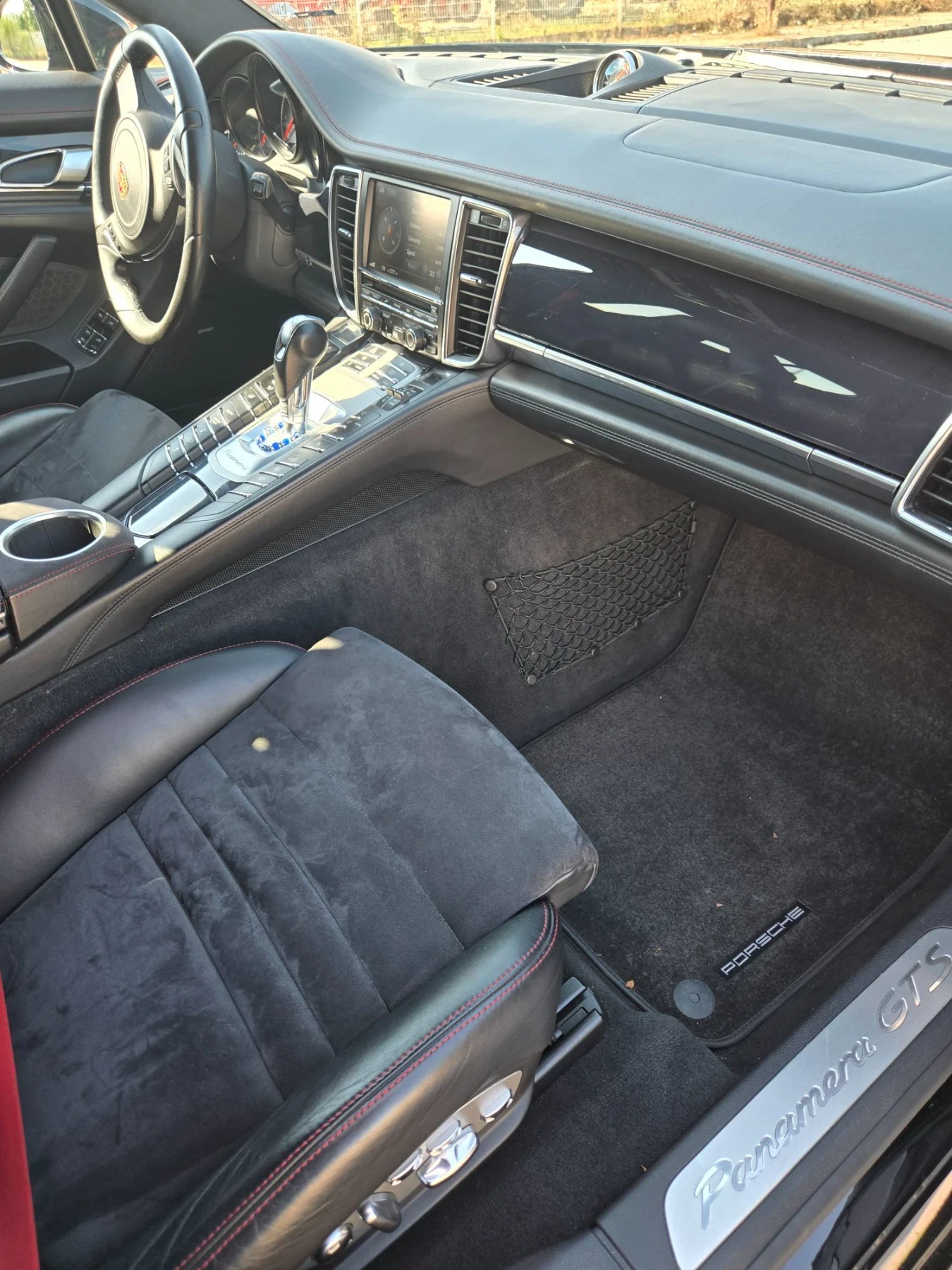 Porsche Panamera GTS, снимка 13 - Автомобили и джипове - 56329485
