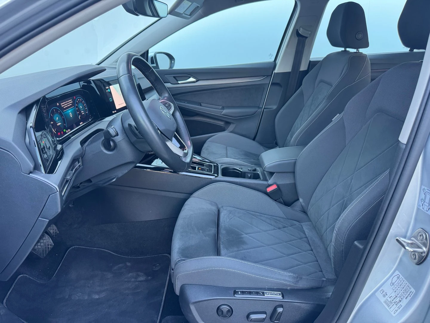 VW Golf, снимка 5 - Автомобили и джипове - 56633498