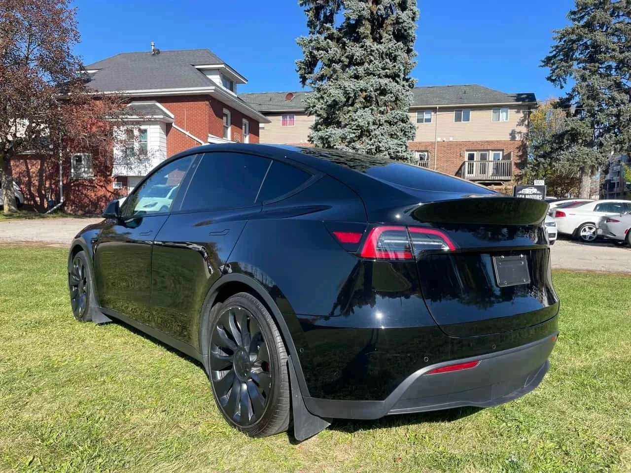 Tesla Model Y, снимка 11 - Автомобили и джипове - 56689222