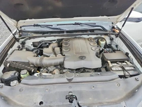 Toyota 4runner 4.0L 6 Rear-wheel drive, снимка 12
