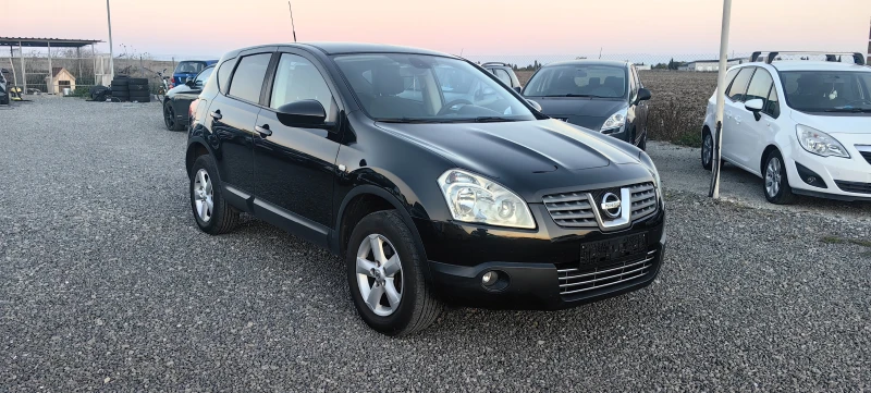 Nissan Qashqai 2.0 i automat , снимка 3 - Автомобили и джипове - 47667382