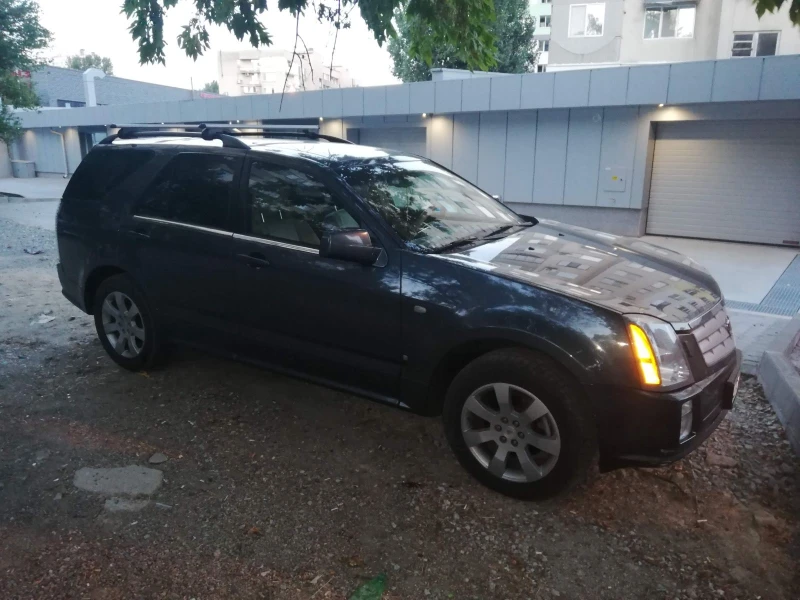 Cadillac Srx, снимка 11 - Автомобили и джипове - 49192681