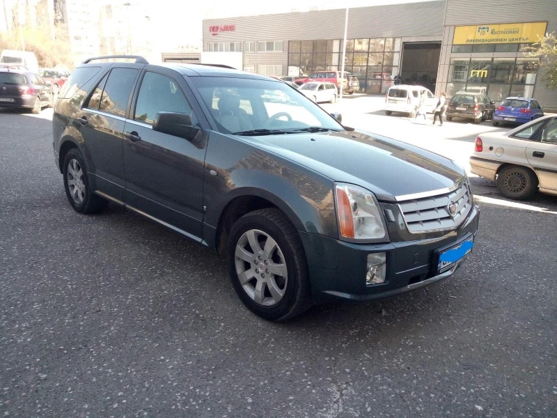 Cadillac Srx, снимка 3 - Автомобили и джипове - 49192681