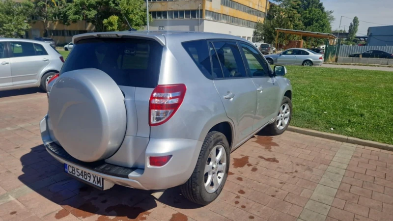 Toyota Rav4 2.0i, АВТОМАТ, 4Х4, FACELIFT, Keyless, снимка 3 - Автомобили и джипове - 52636016