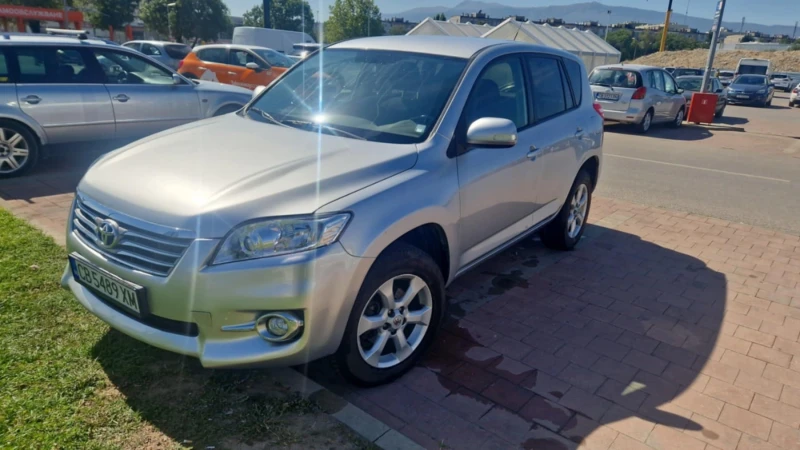 Toyota Rav4 2.0i, АВТОМАТ, 4Х4, FACELIFT, Keyless, снимка 6 - Автомобили и джипове - 52636016