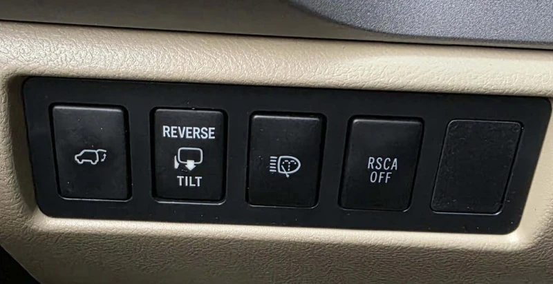 Toyota Sequoia PLATINUM* 5.7L V8* 4WD* JLB, снимка 8 - Автомобили и джипове - 52739632