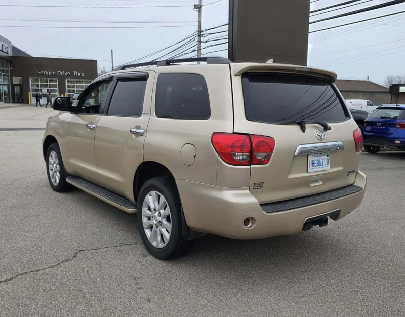 Toyota Sequoia PLATINUM* 5.7L V8* 4WD* JLB, снимка 2 - Автомобили и джипове - 52739632