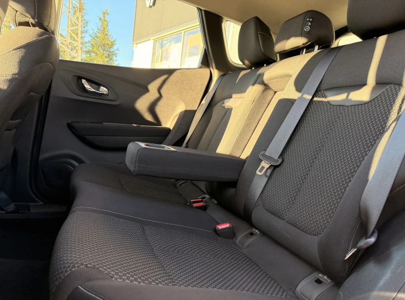 Renault Kadjar 1.5 dCi / 110 к.с. / Aвтоматик, снимка 15 - Автомобили и джипове - 52929530