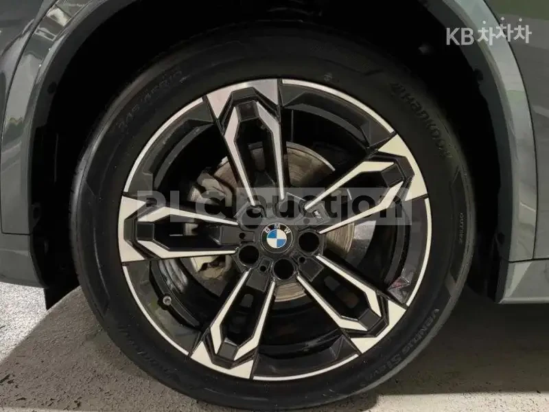 BMW X1 М ПАКЕТ / 360 / Harman Kardon / ЦЕНА ДО БЪЛГАРИЯ, снимка 5 - Автомобили и джипове - 55341422