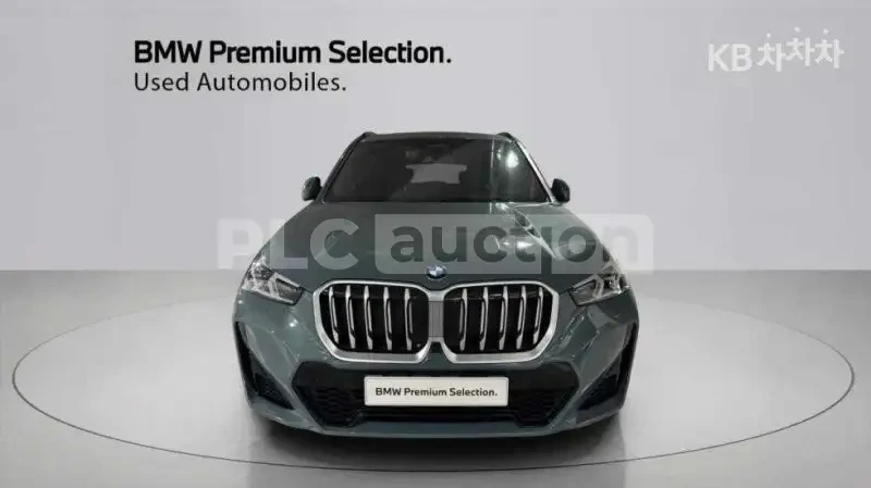 BMW X1 М ПАКЕТ / 360 / Harman Kardon / ЦЕНА ДО БЪЛГАРИЯ, снимка 3 - Автомобили и джипове - 55341422