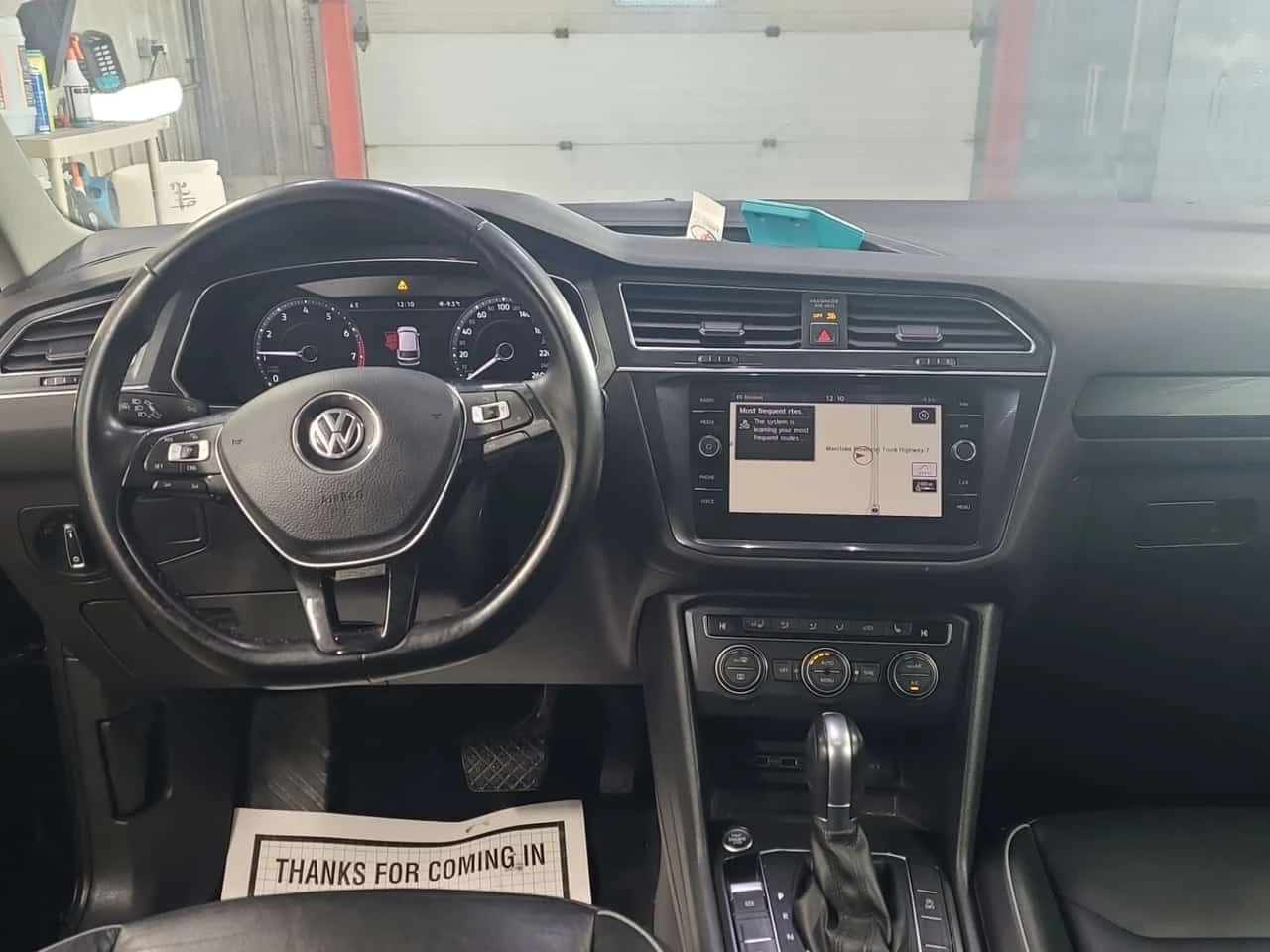 VW Tiguan Highline /CARFAX/ НАВИ/ПОДГРЕВ/КОЖА/4Х4/ПАНОРАМА - изображение 10