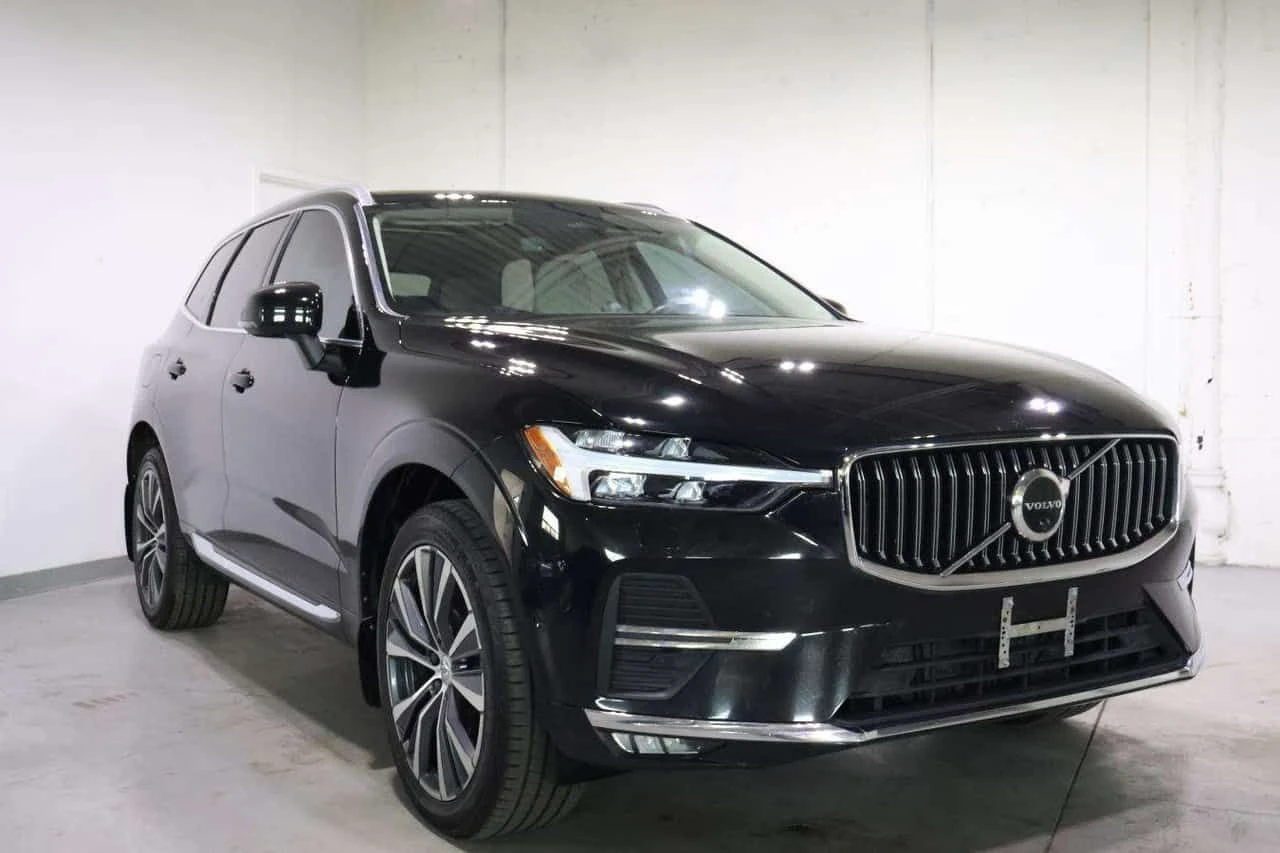 Volvo XC60 * B6 AWD Inscription | DEALER SERVICED | CLEAN CAR, снимка 8 - Автомобили и джипове - 54825794