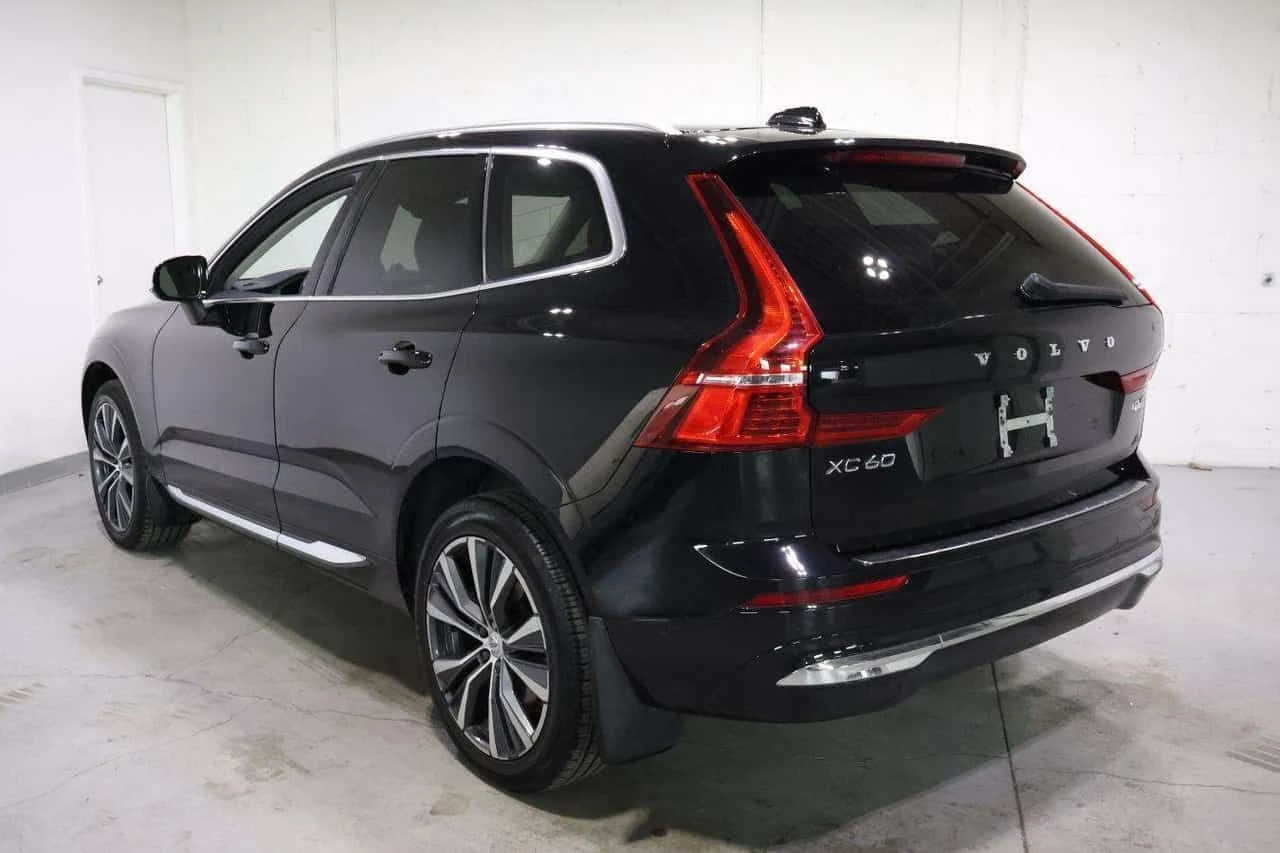 Volvo XC60 * B6 AWD Inscription | DEALER SERVICED | CLEAN CAR, снимка 4 - Автомобили и джипове - 54825794
