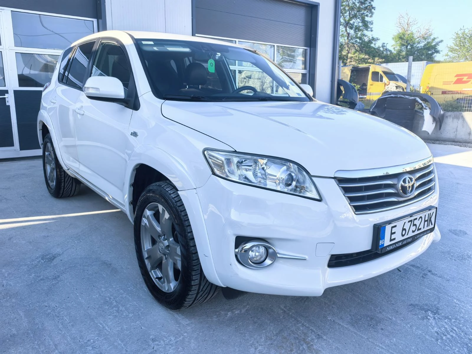 Toyota Rav4 4х4 АВТОМАТ, снимка 3 - Автомобили и джипове - 54917879