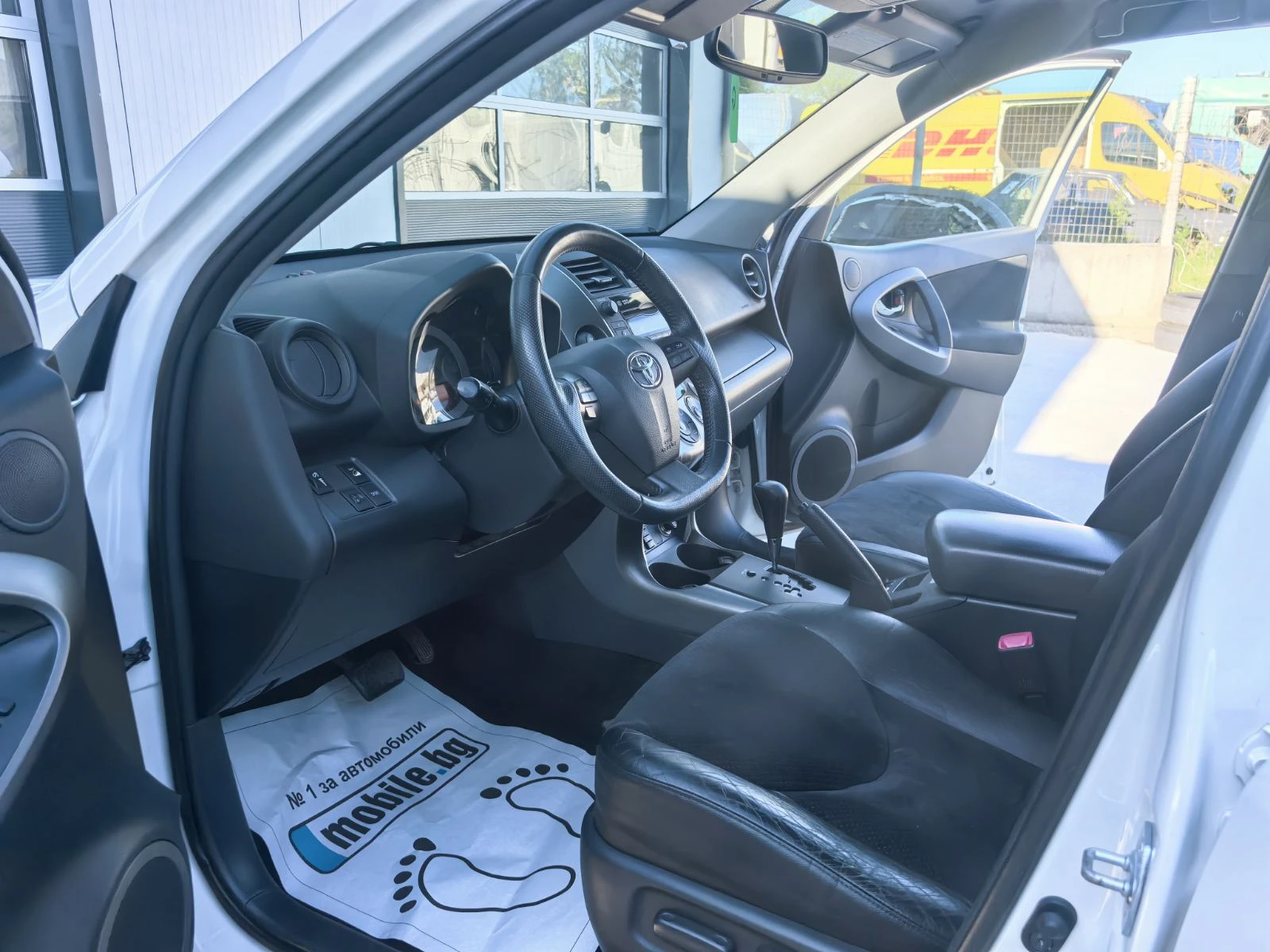 Toyota Rav4 4х4 АВТОМАТ, снимка 11 - Автомобили и джипове - 54917879