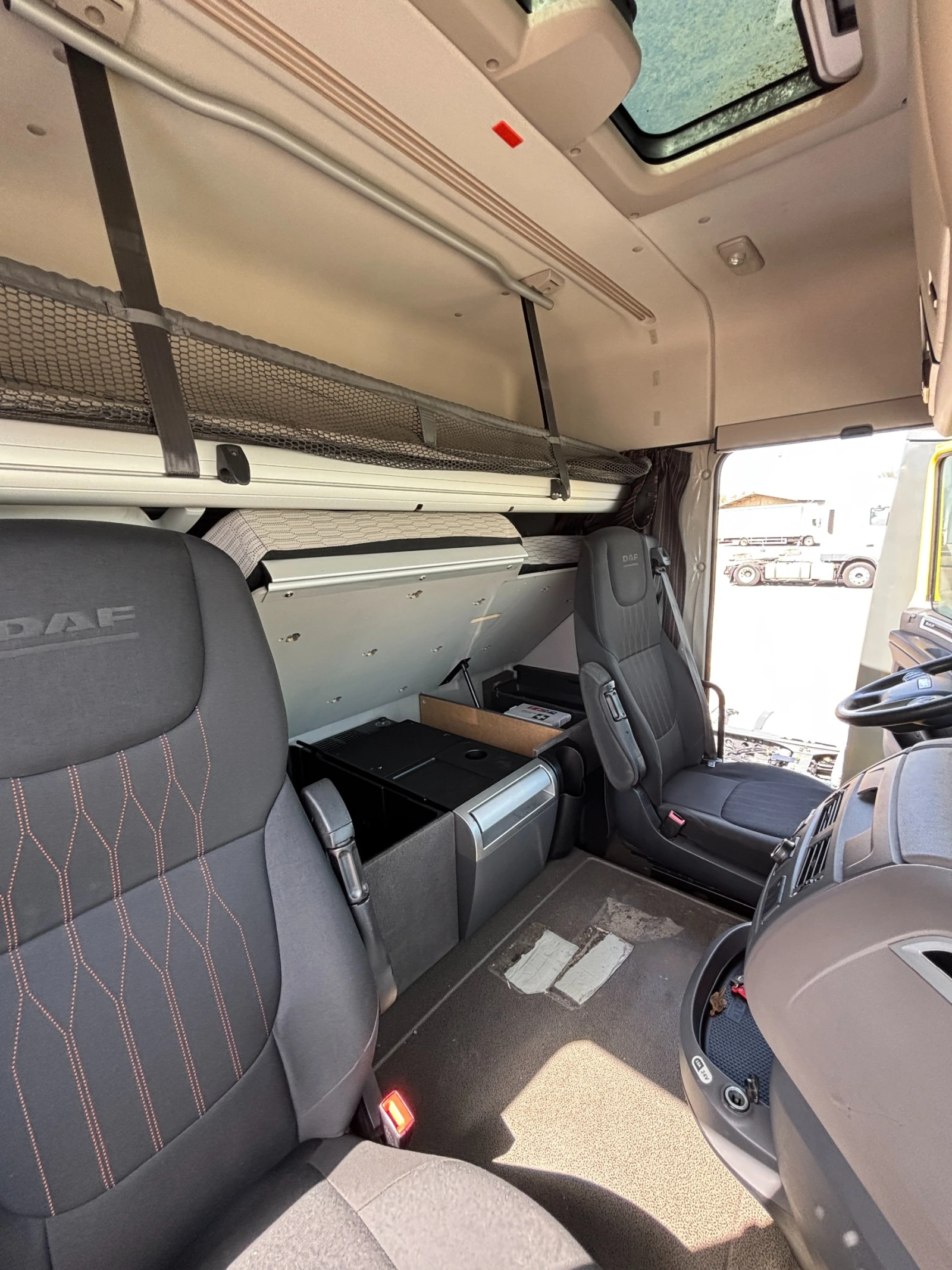 Daf XF 430 с 6 нови гуми, тел: 0036305669818 - изображение 9
