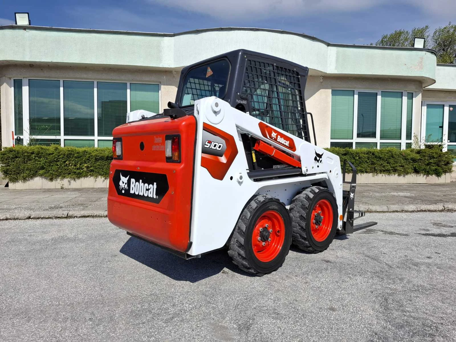 Мини челни товарачи Bobcat S 100 - изображение 10