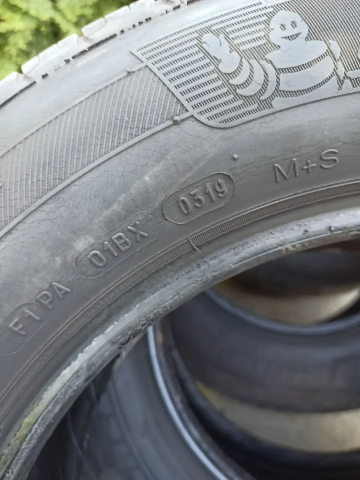 Гуми Всесезонни 205/65R15, снимка 4 - Гуми и джанти - 54229289