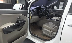 Kia Carnival 9 местна/Luxury Line/модел 2018 , снимка 8