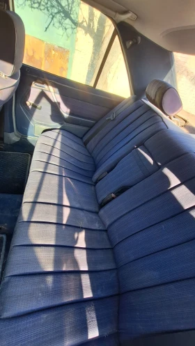 Mercedes-Benz 124 200e, снимка 11