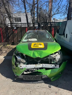 Toyota Auris - 2800 € / 5476.32 лв. - 68513447 3