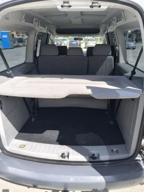 VW Caddy 1.9TDI MAXI DSG - 5650 € / 11050.44 лв. - 58036178 5
